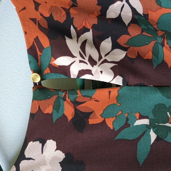 Calvin Klein Shell Size Small - Picture 6 of 6